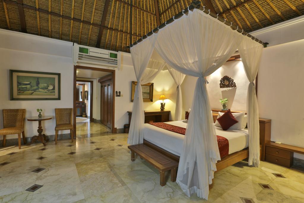 Alam Puri Art Museum Resort & Spa Denpasar  Bagian luar foto