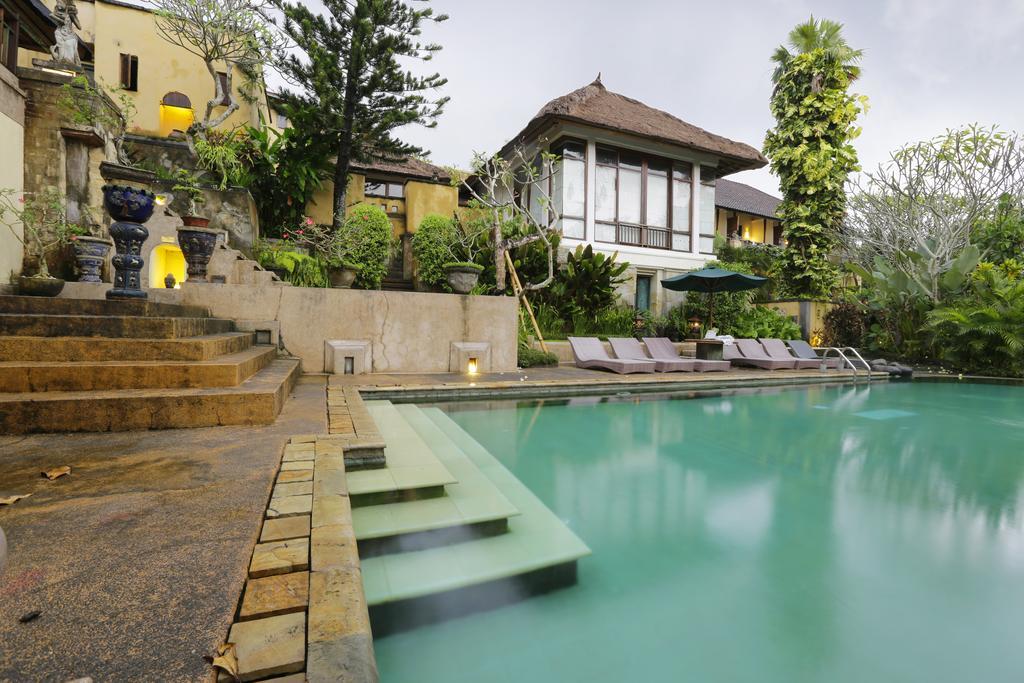 Alam Puri Art Museum Resort & Spa Denpasar  Bagian luar foto
